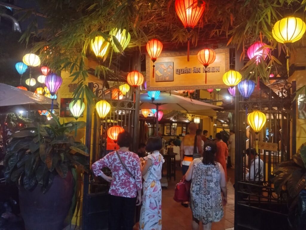 quan an ngon